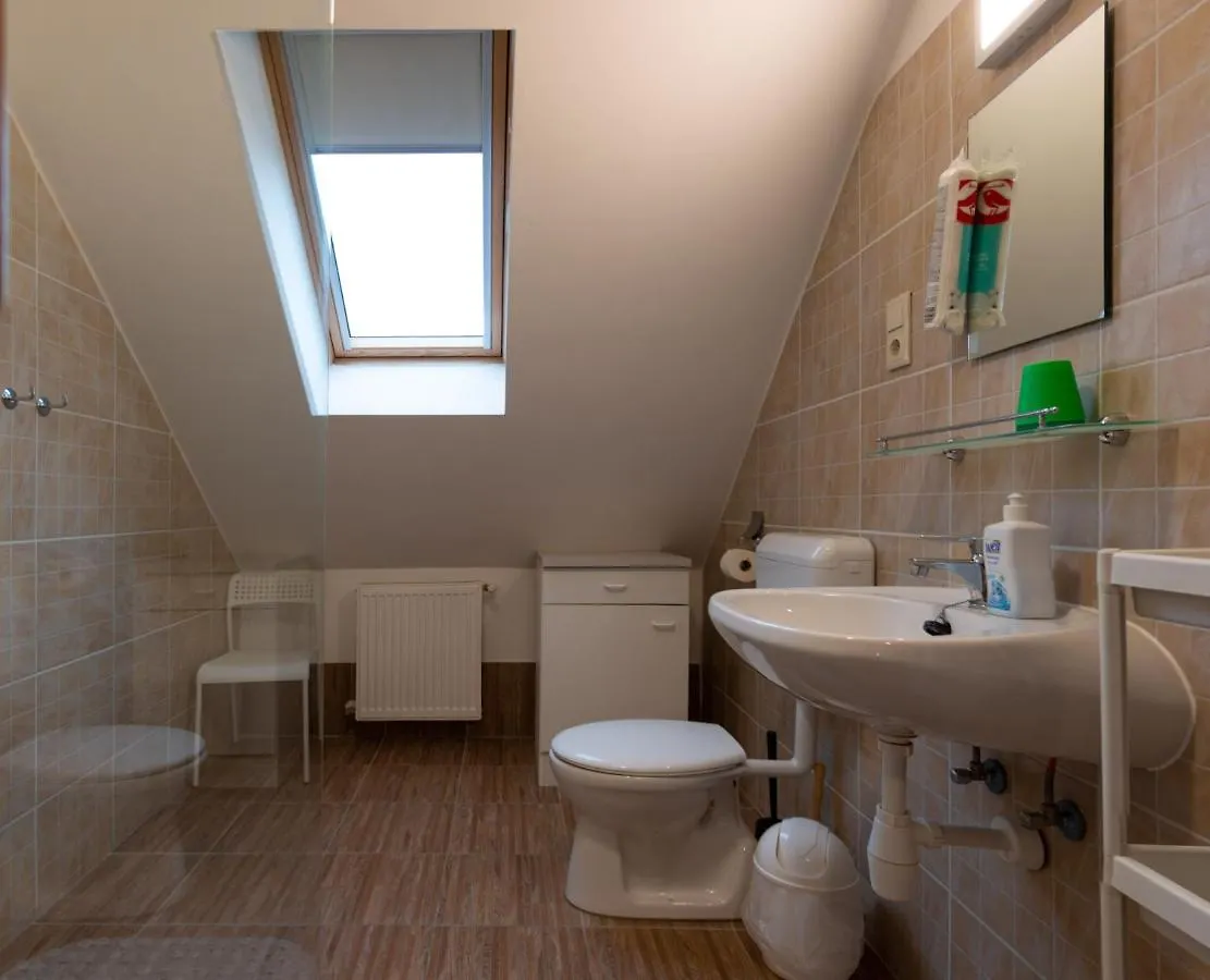 Poroszlay Apartman Debrecen Apartment