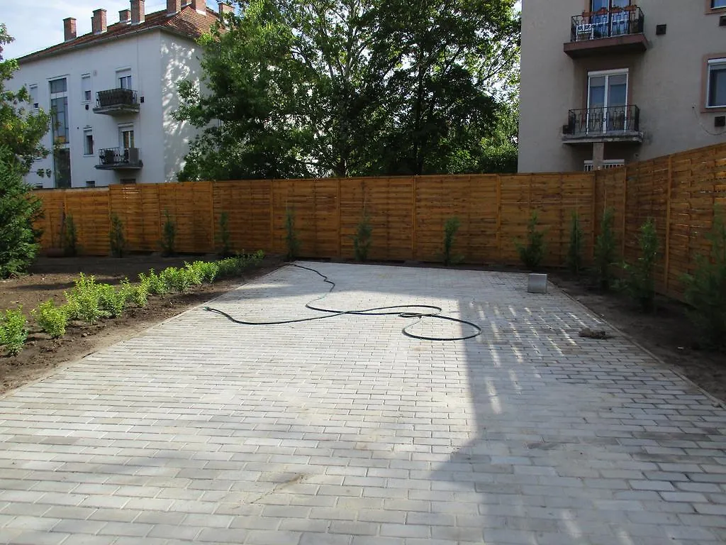 Poroszlay Apartman Debrecen Apartment