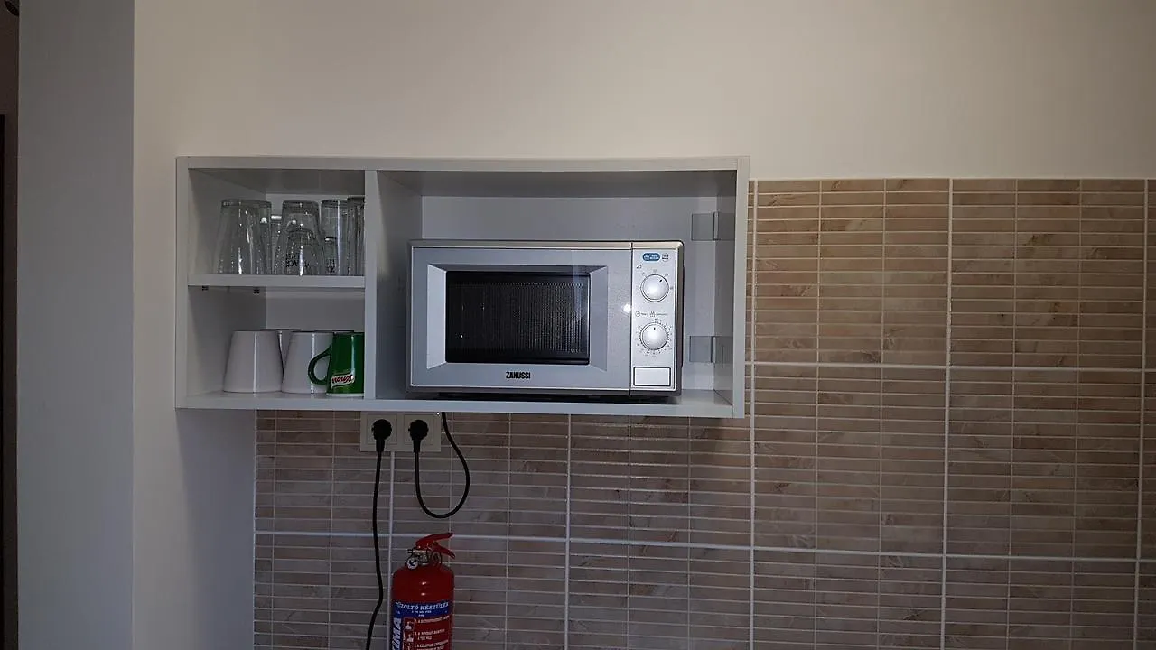 Poroszlay Apartman Debrecen Apartment