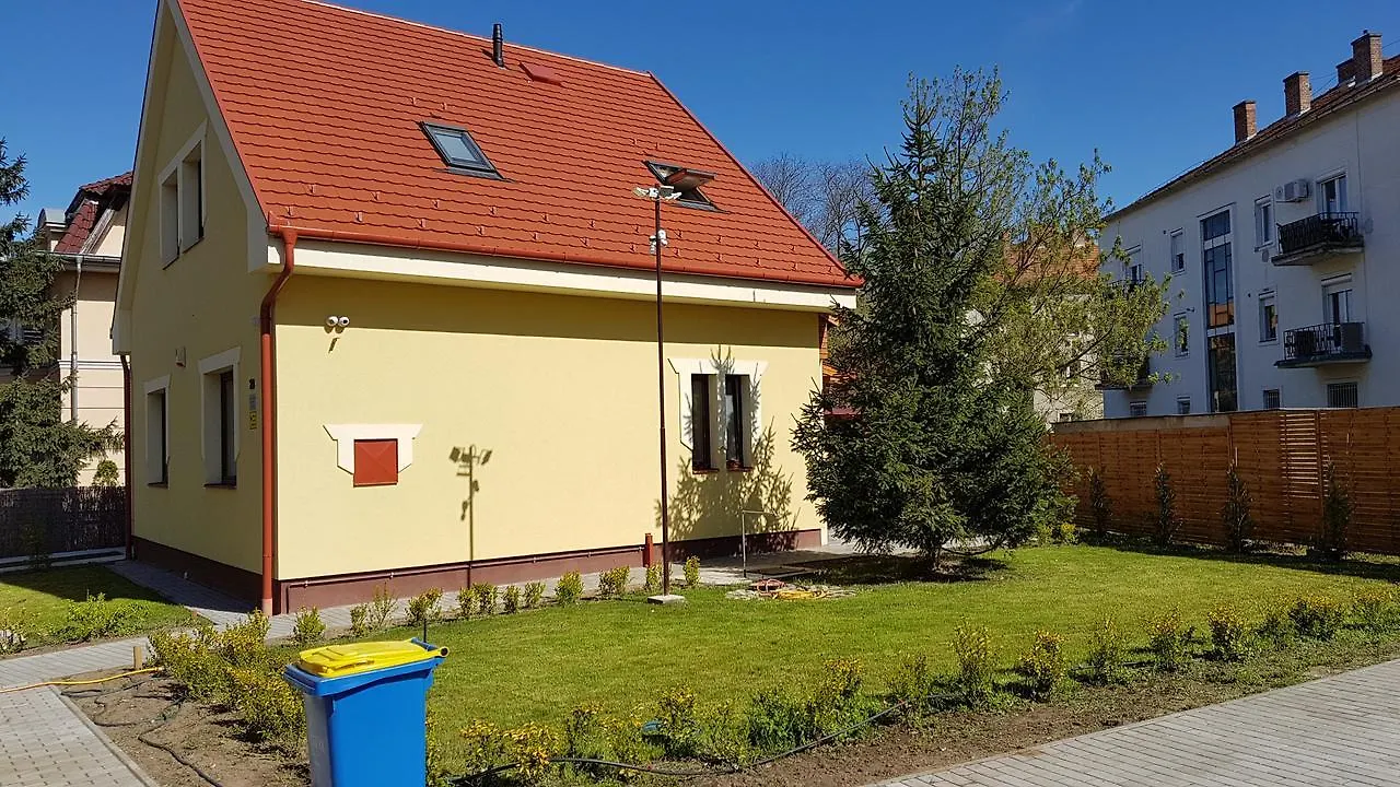 Poroszlay Apartman Debrecen Ungarn